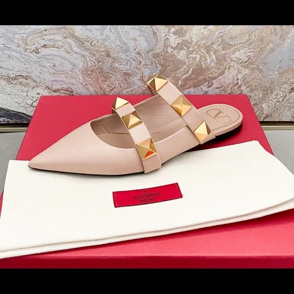 Sold! New! Valentino Calfskin Roman Stud Flat Mules - Picture 2 of 10